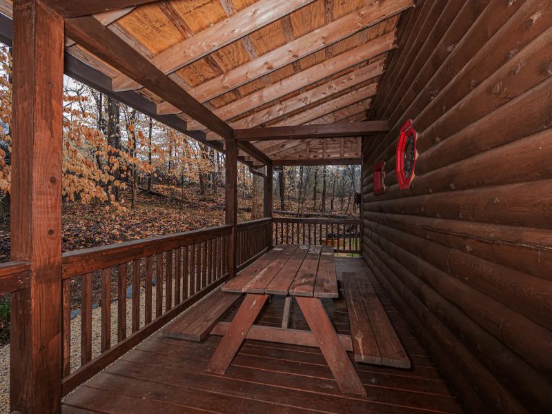 Charming Upscale Cabin near Downtown